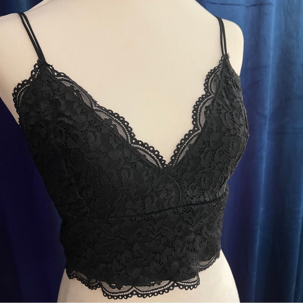 SO Black Lace Bandeau with Scalloped Trim